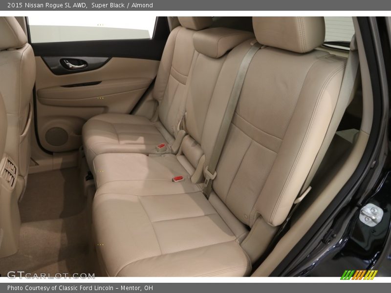 Super Black / Almond 2015 Nissan Rogue SL AWD