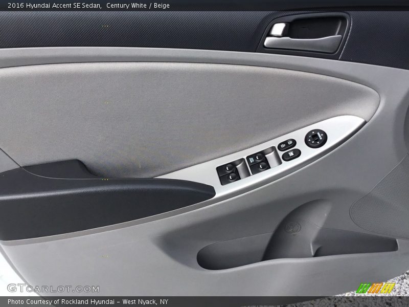 Century White / Beige 2016 Hyundai Accent SE Sedan