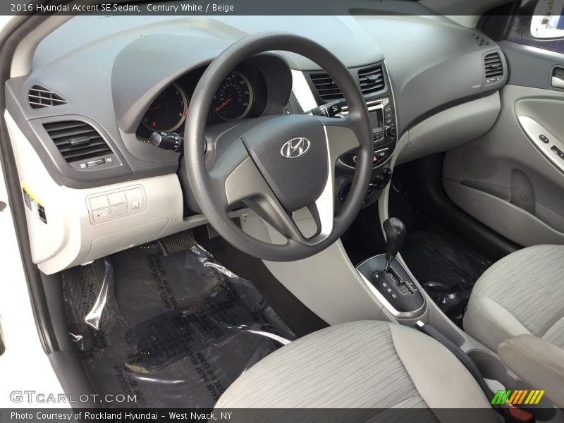 Century White / Beige 2016 Hyundai Accent SE Sedan