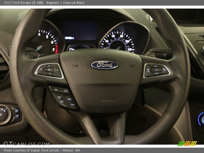 Magnetic / Charcoal Black 2017 Ford Escape SE 4WD