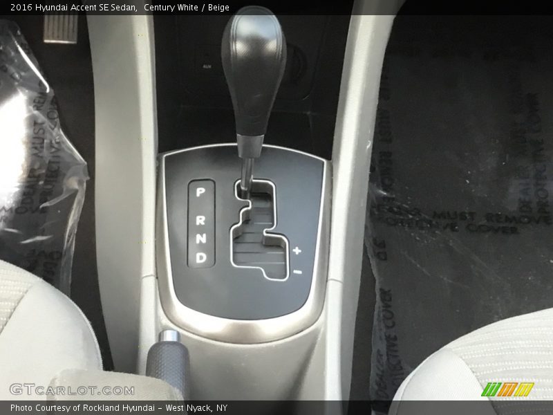 Century White / Beige 2016 Hyundai Accent SE Sedan