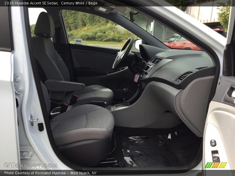 Century White / Beige 2016 Hyundai Accent SE Sedan