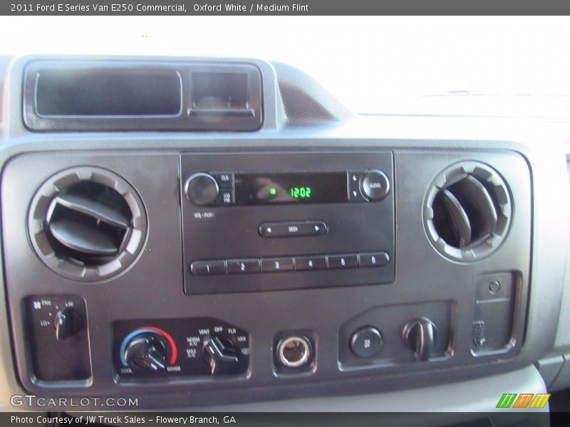 Oxford White / Medium Flint 2011 Ford E Series Van E250 Commercial