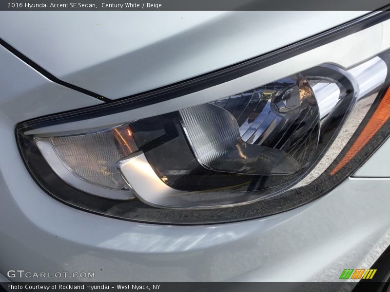 Century White / Beige 2016 Hyundai Accent SE Sedan