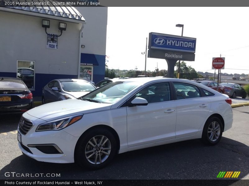 Quartz White Pearl / Beige 2016 Hyundai Sonata SE