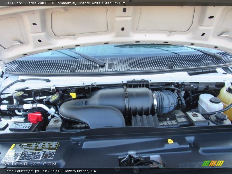 Oxford White / Medium Flint 2011 Ford E Series Van E250 Commercial