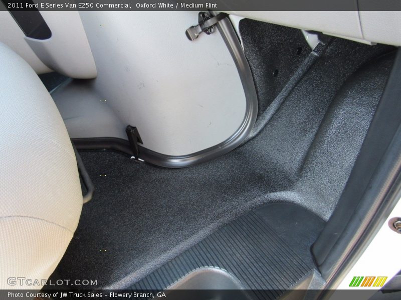 Oxford White / Medium Flint 2011 Ford E Series Van E250 Commercial