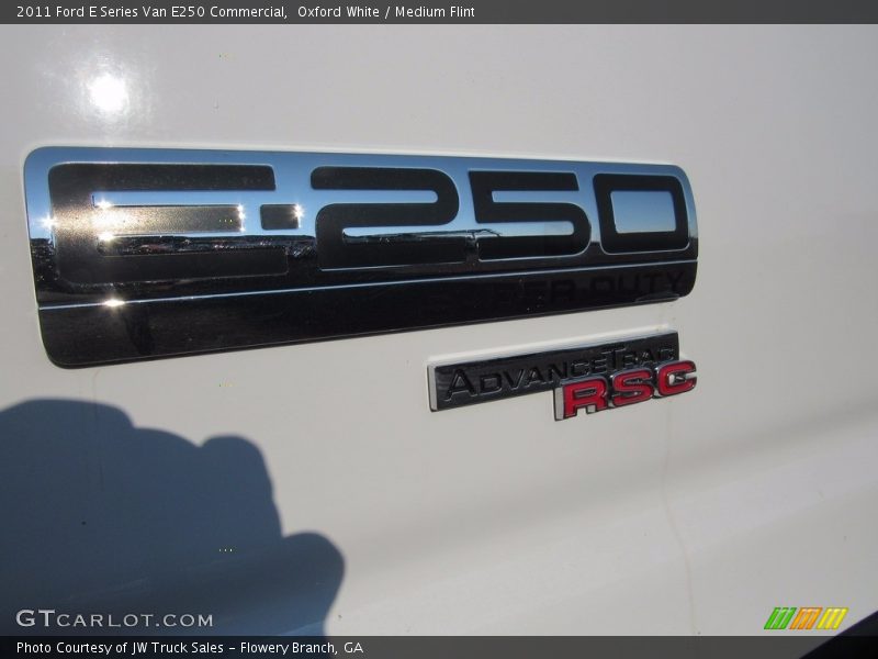 Oxford White / Medium Flint 2011 Ford E Series Van E250 Commercial