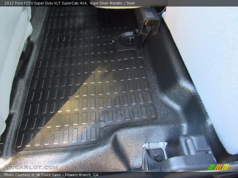 Ingot Silver Metallic / Steel 2012 Ford F250 Super Duty XLT SuperCab 4x4