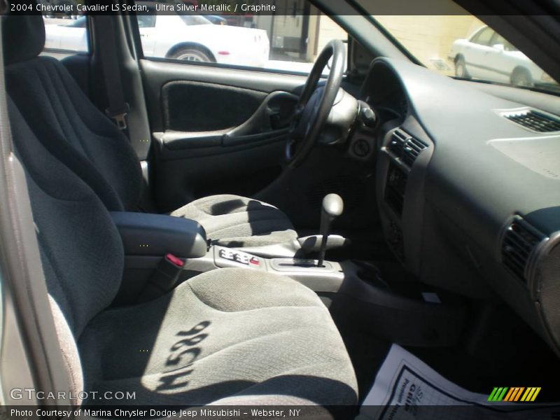 Ultra Silver Metallic / Graphite 2004 Chevrolet Cavalier LS Sedan