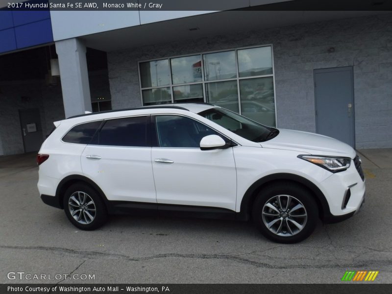 Monaco White / Gray 2017 Hyundai Santa Fe SE AWD