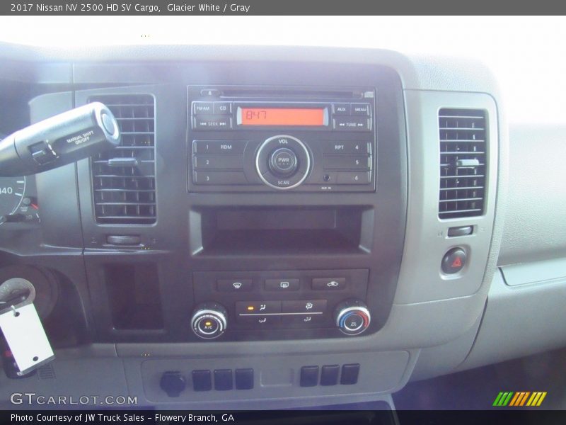 Glacier White / Gray 2017 Nissan NV 2500 HD SV Cargo
