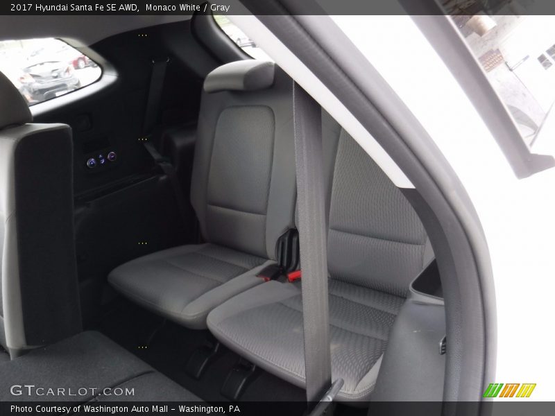 Monaco White / Gray 2017 Hyundai Santa Fe SE AWD