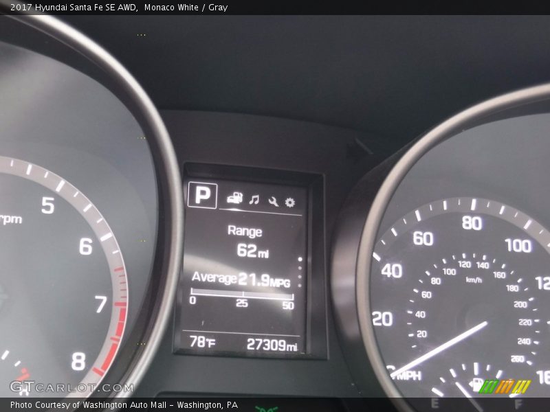 Monaco White / Gray 2017 Hyundai Santa Fe SE AWD