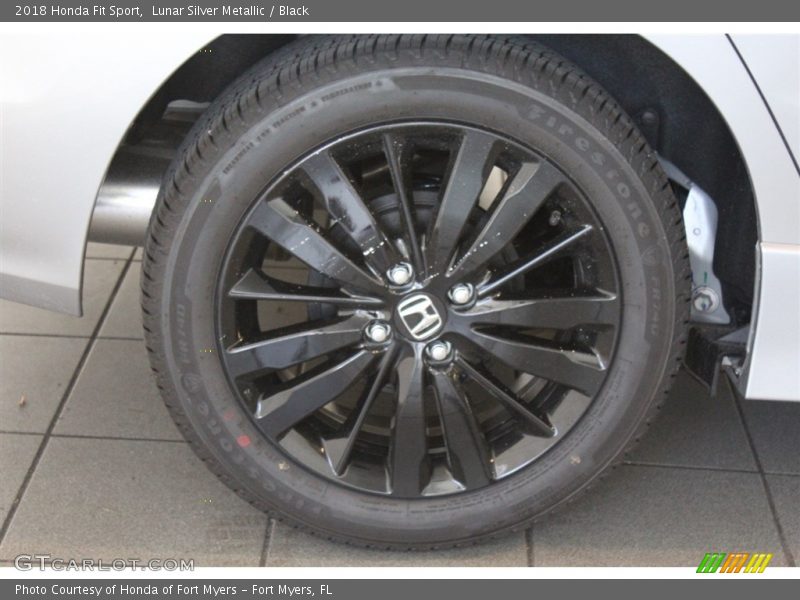 Lunar Silver Metallic / Black 2018 Honda Fit Sport