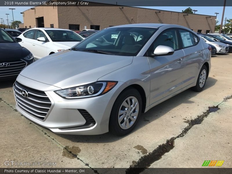 Symphony Silver / Gray 2018 Hyundai Elantra SE