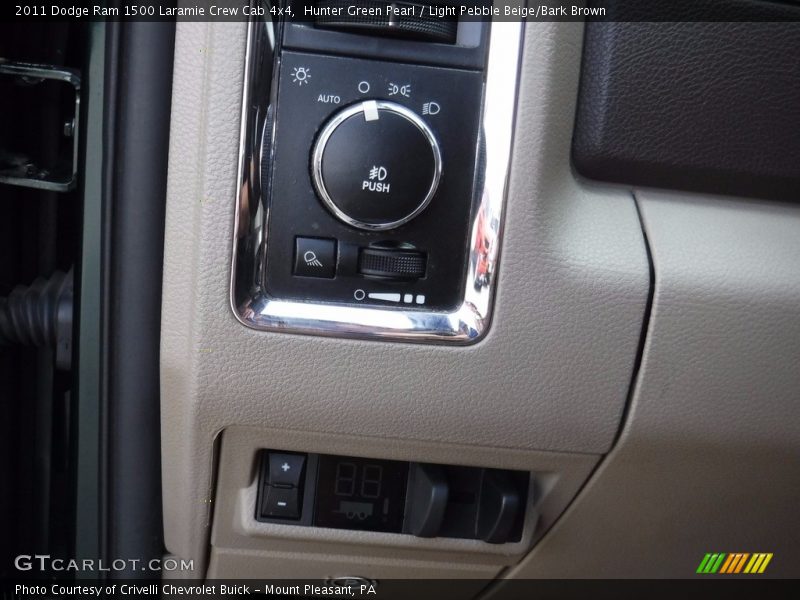 Hunter Green Pearl / Light Pebble Beige/Bark Brown 2011 Dodge Ram 1500 Laramie Crew Cab 4x4