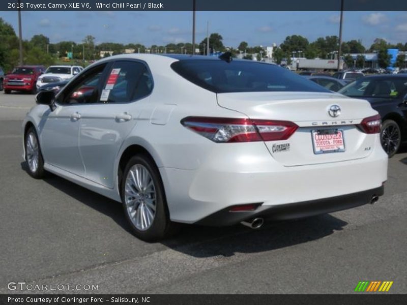 Wind Chill Pearl / Black 2018 Toyota Camry XLE V6