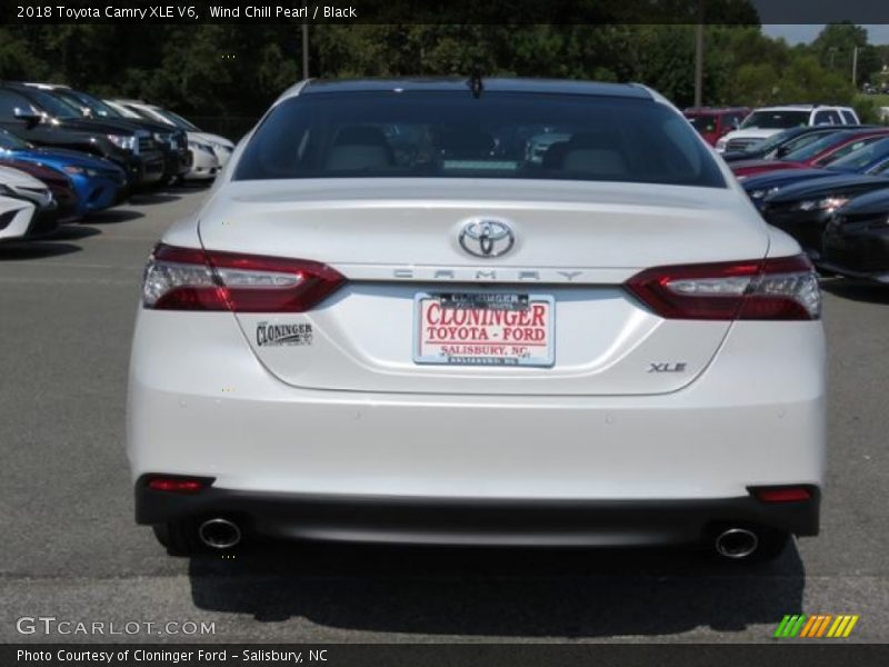 Wind Chill Pearl / Black 2018 Toyota Camry XLE V6