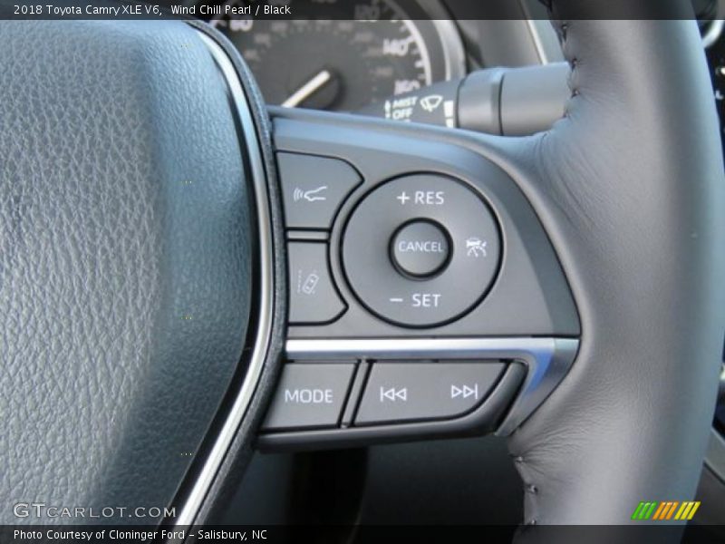 Wind Chill Pearl / Black 2018 Toyota Camry XLE V6