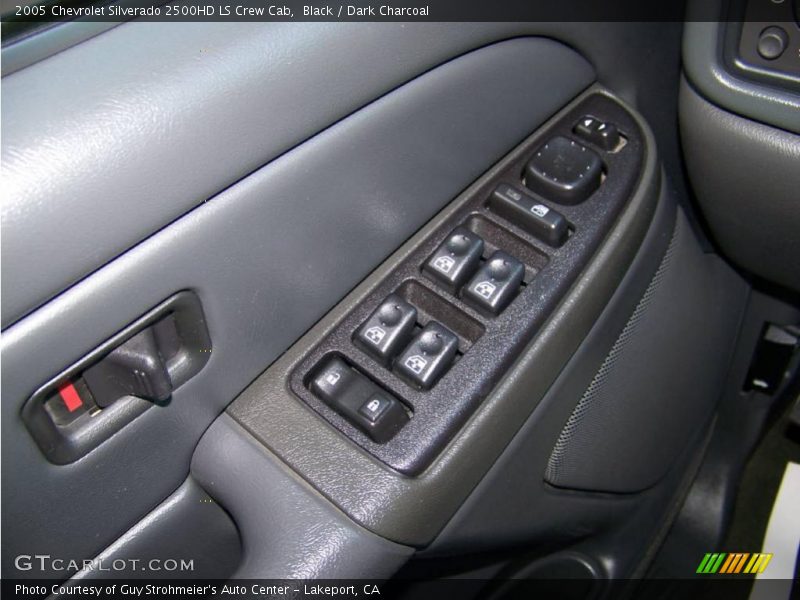 Black / Dark Charcoal 2005 Chevrolet Silverado 2500HD LS Crew Cab