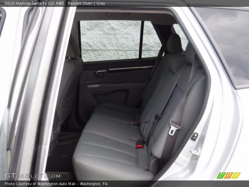 Radiant Silver / Gray 2010 Hyundai Santa Fe GLS 4WD