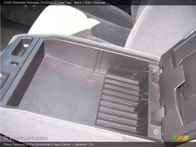 Black / Dark Charcoal 2005 Chevrolet Silverado 2500HD LS Crew Cab