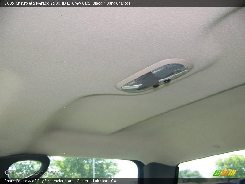 Black / Dark Charcoal 2005 Chevrolet Silverado 2500HD LS Crew Cab