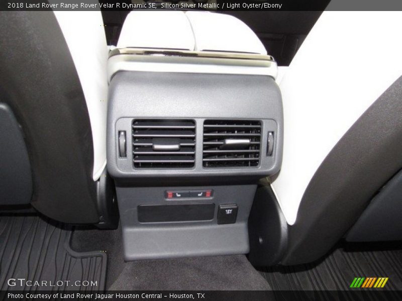 Silicon Silver Metallic / Light Oyster/Ebony 2018 Land Rover Range Rover Velar R Dynamic SE