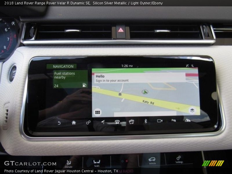 Navigation of 2018 Range Rover Velar R Dynamic SE