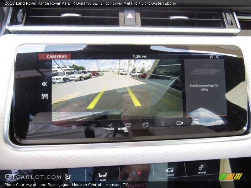 Silicon Silver Metallic / Light Oyster/Ebony 2018 Land Rover Range Rover Velar R Dynamic SE