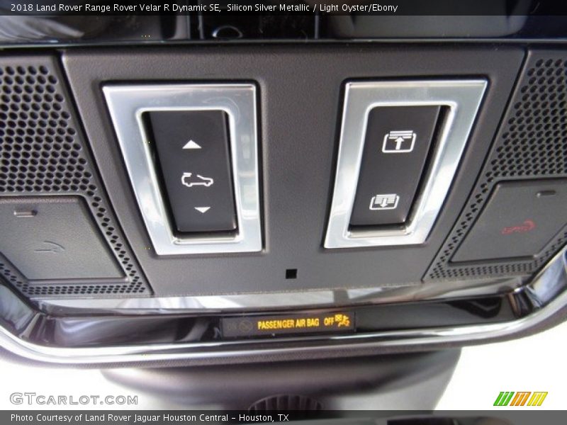 Controls of 2018 Range Rover Velar R Dynamic SE