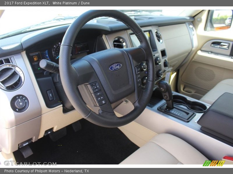 White Platinum / Dune 2017 Ford Expedition XLT