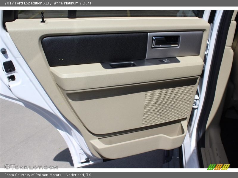 White Platinum / Dune 2017 Ford Expedition XLT
