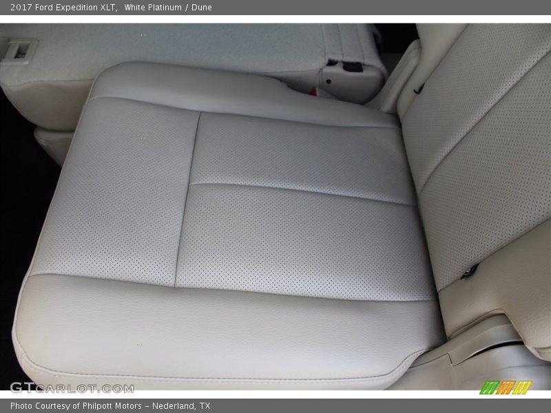 White Platinum / Dune 2017 Ford Expedition XLT
