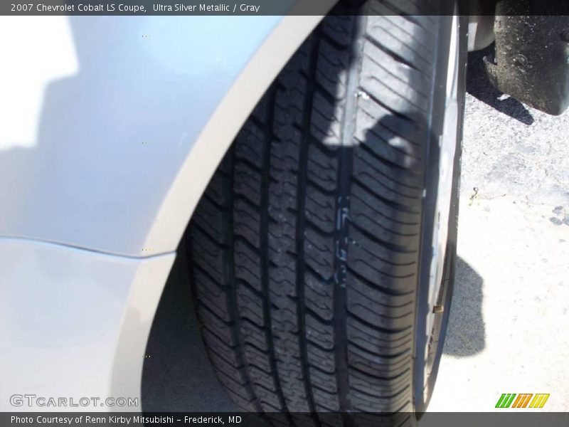 Ultra Silver Metallic / Gray 2007 Chevrolet Cobalt LS Coupe