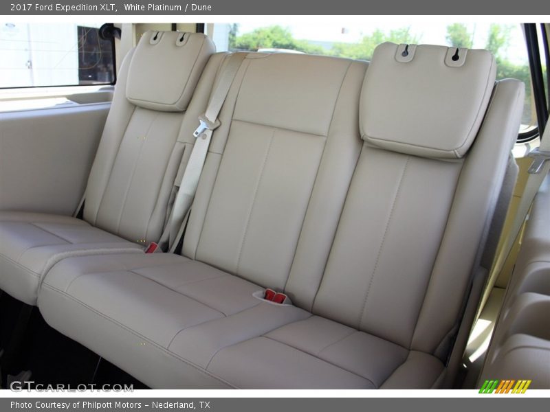 White Platinum / Dune 2017 Ford Expedition XLT