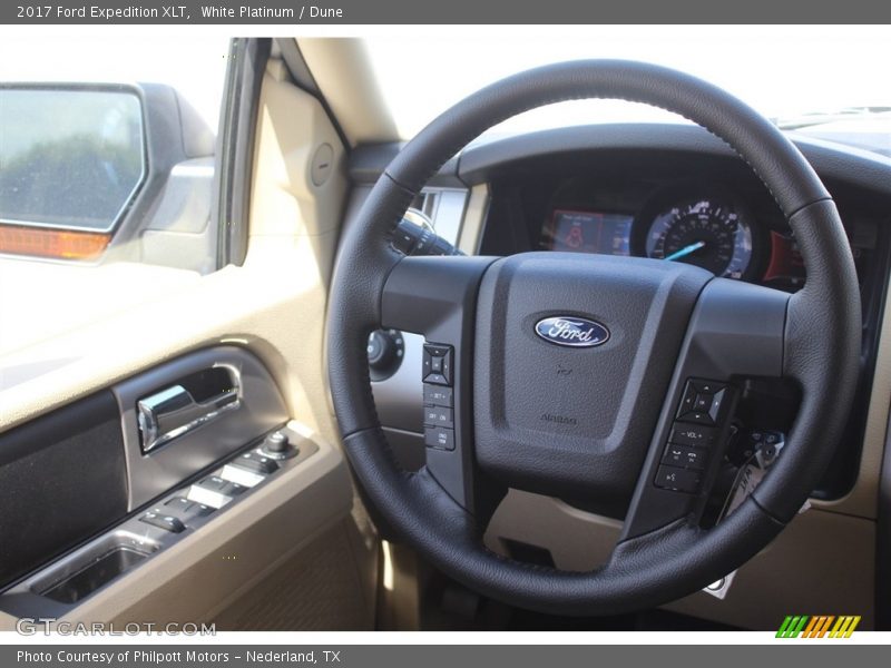White Platinum / Dune 2017 Ford Expedition XLT