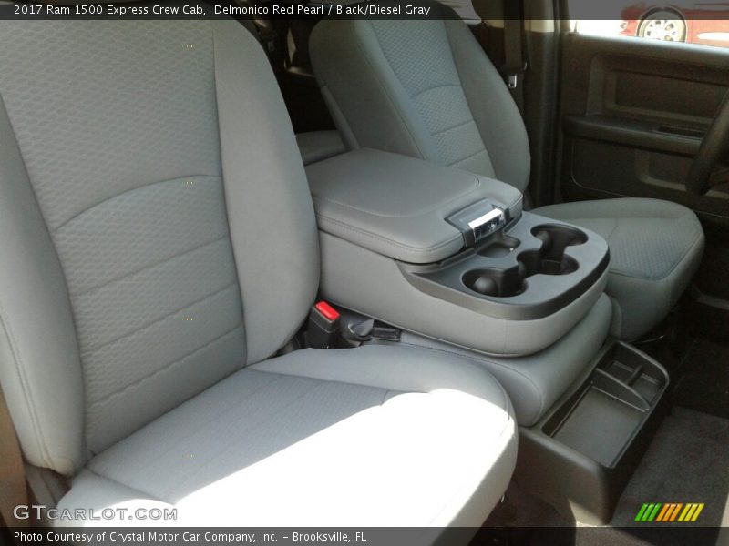 Delmonico Red Pearl / Black/Diesel Gray 2017 Ram 1500 Express Crew Cab