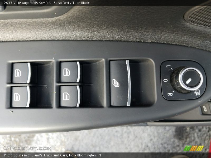 Salsa Red / Titan Black 2013 Volkswagen Eos Komfort
