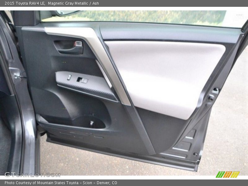 Magnetic Gray Metallic / Ash 2015 Toyota RAV4 LE