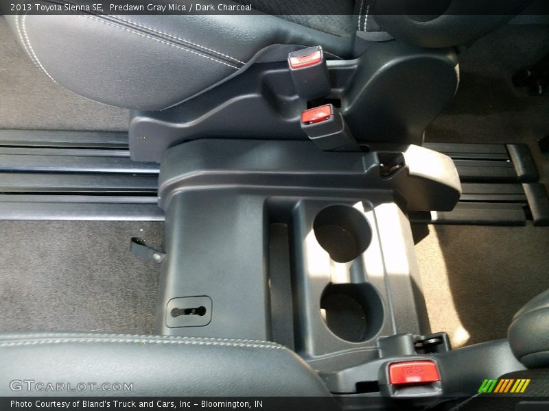 Predawn Gray Mica / Dark Charcoal 2013 Toyota Sienna SE