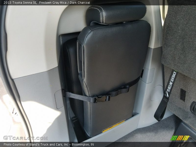 Predawn Gray Mica / Dark Charcoal 2013 Toyota Sienna SE