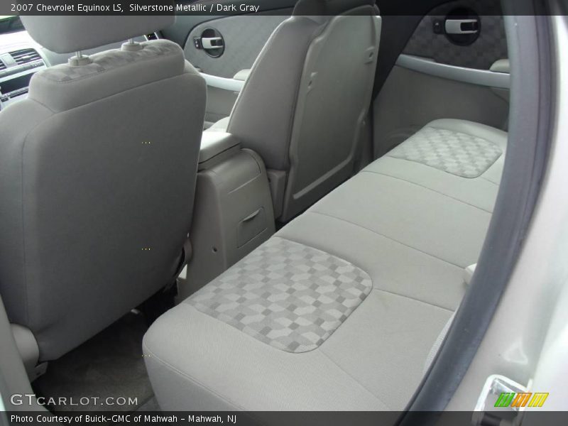Silverstone Metallic / Dark Gray 2007 Chevrolet Equinox LS