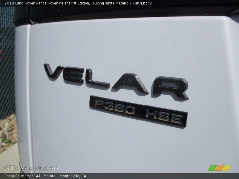  2018 Range Rover Velar First Edition Logo