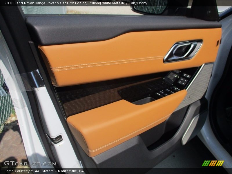 Door Panel of 2018 Range Rover Velar First Edition