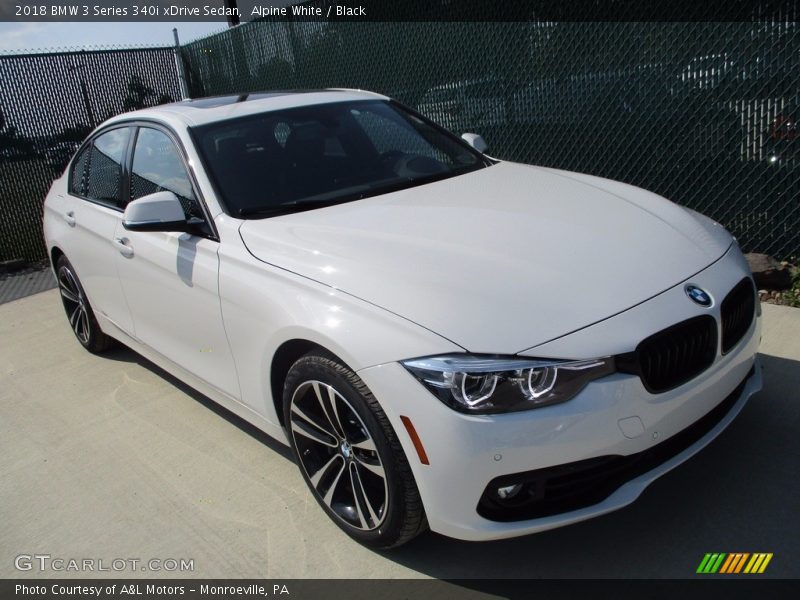 Alpine White / Black 2018 BMW 3 Series 340i xDrive Sedan