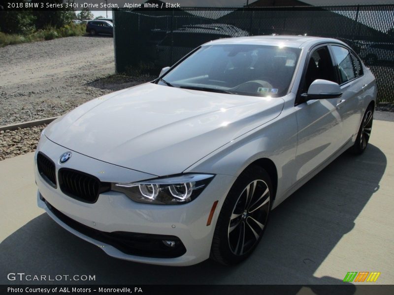 Alpine White / Black 2018 BMW 3 Series 340i xDrive Sedan