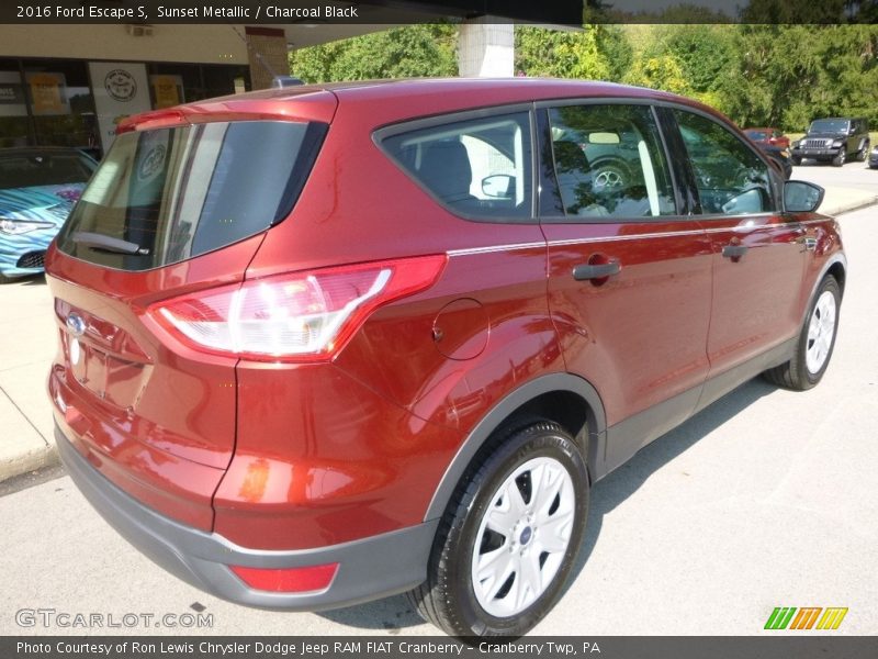 Sunset Metallic / Charcoal Black 2016 Ford Escape S