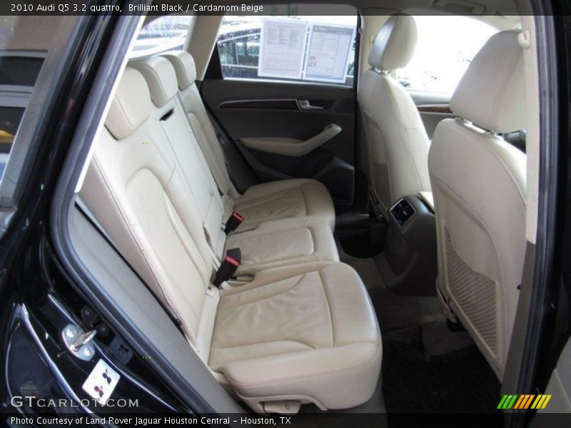 Brilliant Black / Cardamom Beige 2010 Audi Q5 3.2 quattro